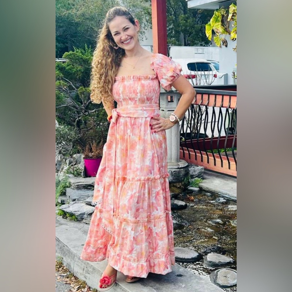 Beautiful summer dress!!